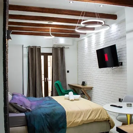 Διαμέρισμα St. Tatti Luxury Studio