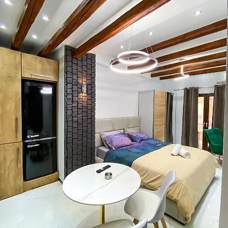 St. Tatti Luxury Studio Szaloniki
